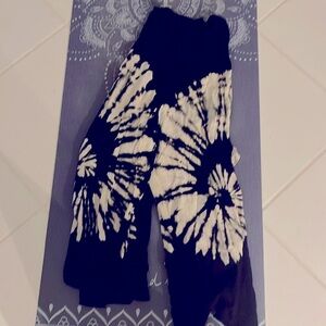 Wide Leg Tie-Dye Flow Pants Universal Swirl size M/L New